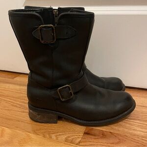 ✨UGG Chaney Moto Leather/Sheepswool boots✨